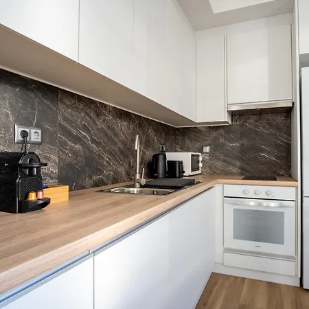 Do Mercado كوفيلهَ